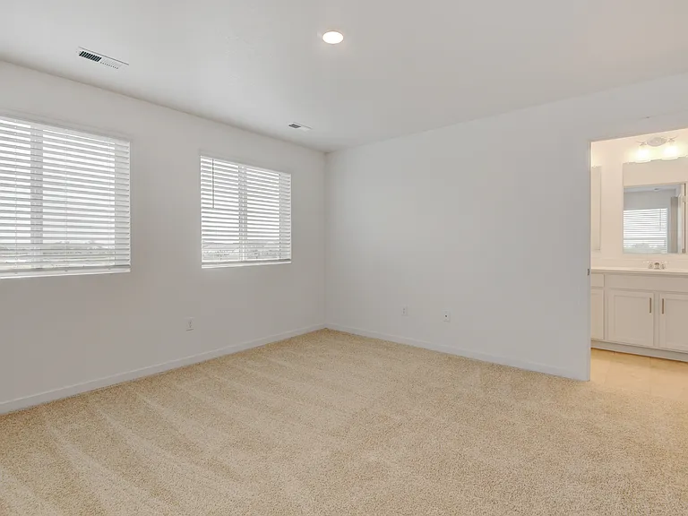 900 Andrews Crest Dr — Photo 26