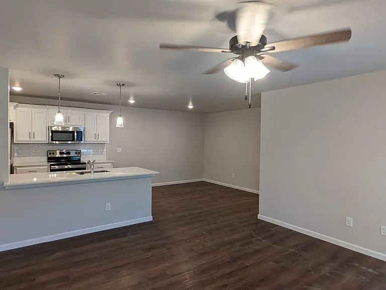 248 Spirit Dr — Photo 11