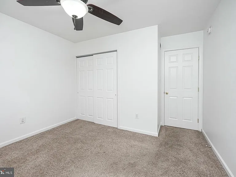 1051 Harbour Dr — Photo 22