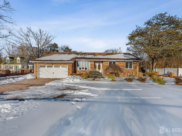 34 Brookside Ave, Old Bridge, NJ 08857