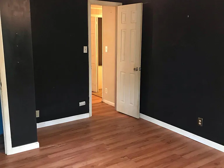 210 Kennedy Rd — Photo 81