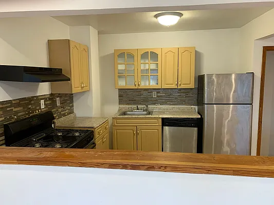 Rented by Compass | media 2