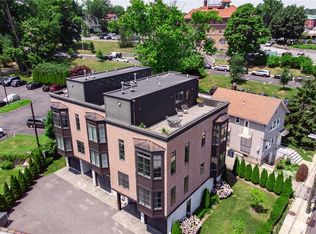 128 Library Ln #1, Mamaroneck, NY 10543