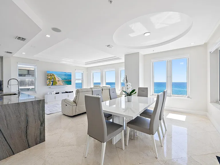 2070 N Ocean Blvd #Penthouse 4 — Photo 15