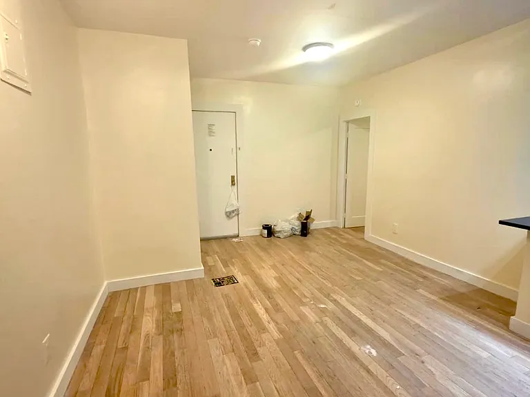 615 W 184th St #2F — Photo 3