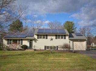 45 Cardinal Dr, Meriden, CT 06450