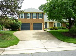 4 Griswold Ct, Sterling, VA 20165