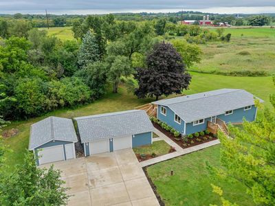 34800 Geneva ROAD, Burlington, WI, 53105