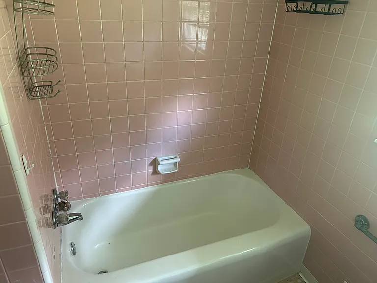 417 Dahlonega St — Photo 9