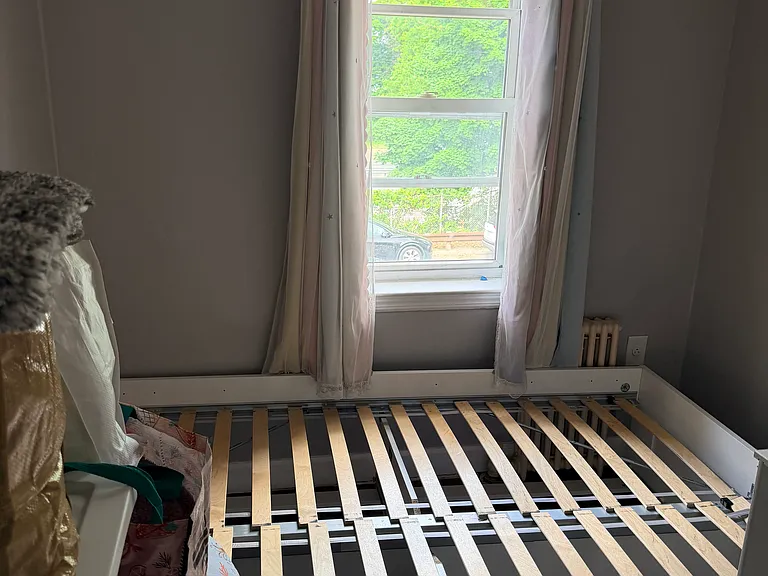 5653 Clearview Expy — Photo 3