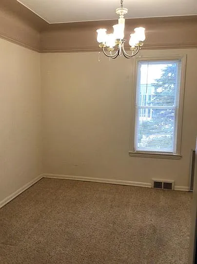 524 N Kinney Ave — Photo 6