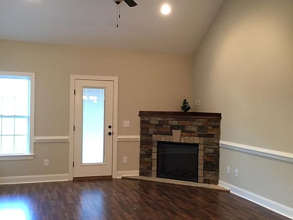 4th image of 1657 Cambria Dr #A