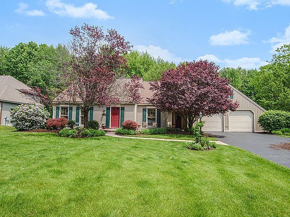 2nd image of 375 Tiffany Shores Dr