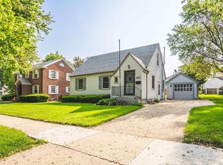 908 Central Ave SE, Le Mars, IA 51031