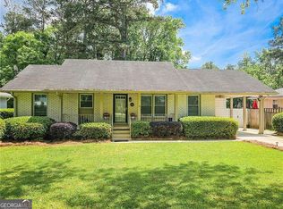 2413 Hunting Valley Dr, Decatur, GA 30033