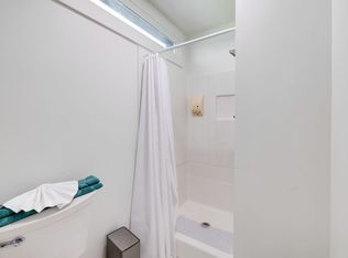 414 S Holladay Dr, Seaside, OR