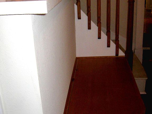 Entry foyer & stairway