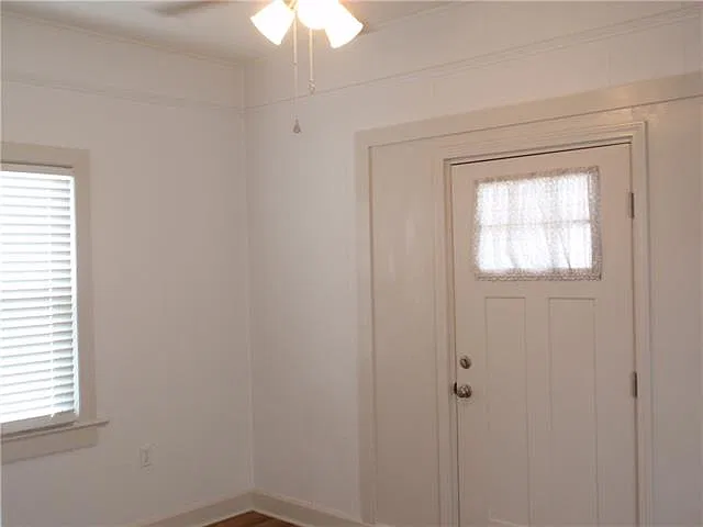 2 bed, 1.5 bath, 1131 sqft, $1,500 — Photo 2