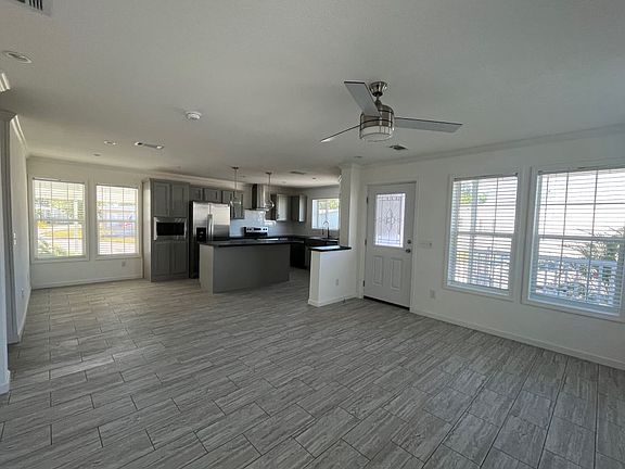 2nd image of 18 Eland Dr #18