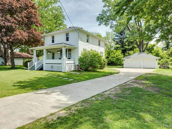 3585 N River Rd Fort Gratiot Mi 48059 Zillow