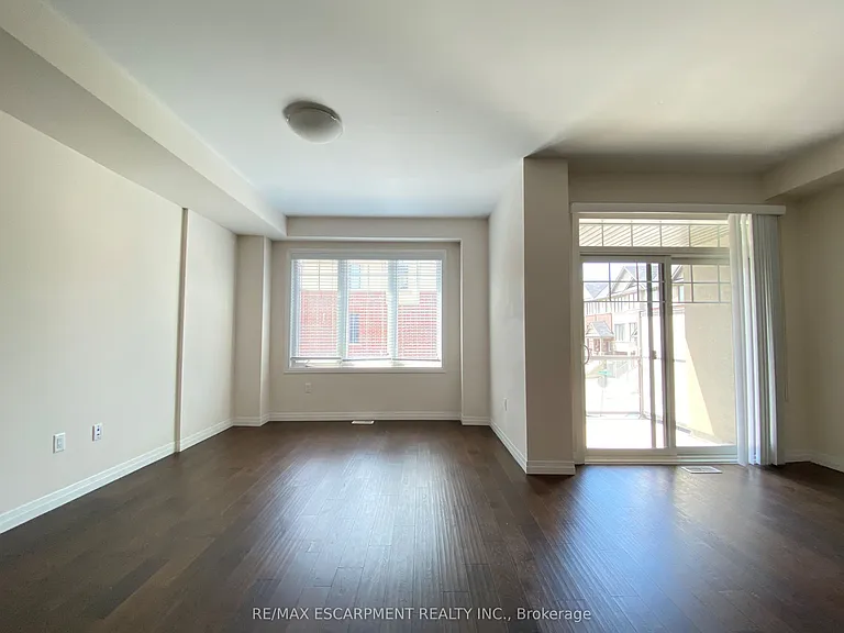 4 Workman Ln — Photo 4