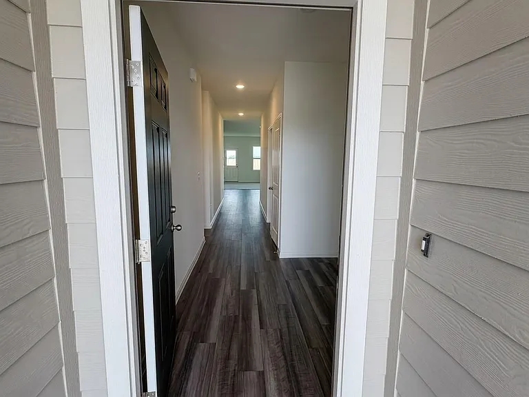 616 Wesley Miller Ln — Photo 3