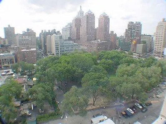 Rented by Triumph Property Group | media 31