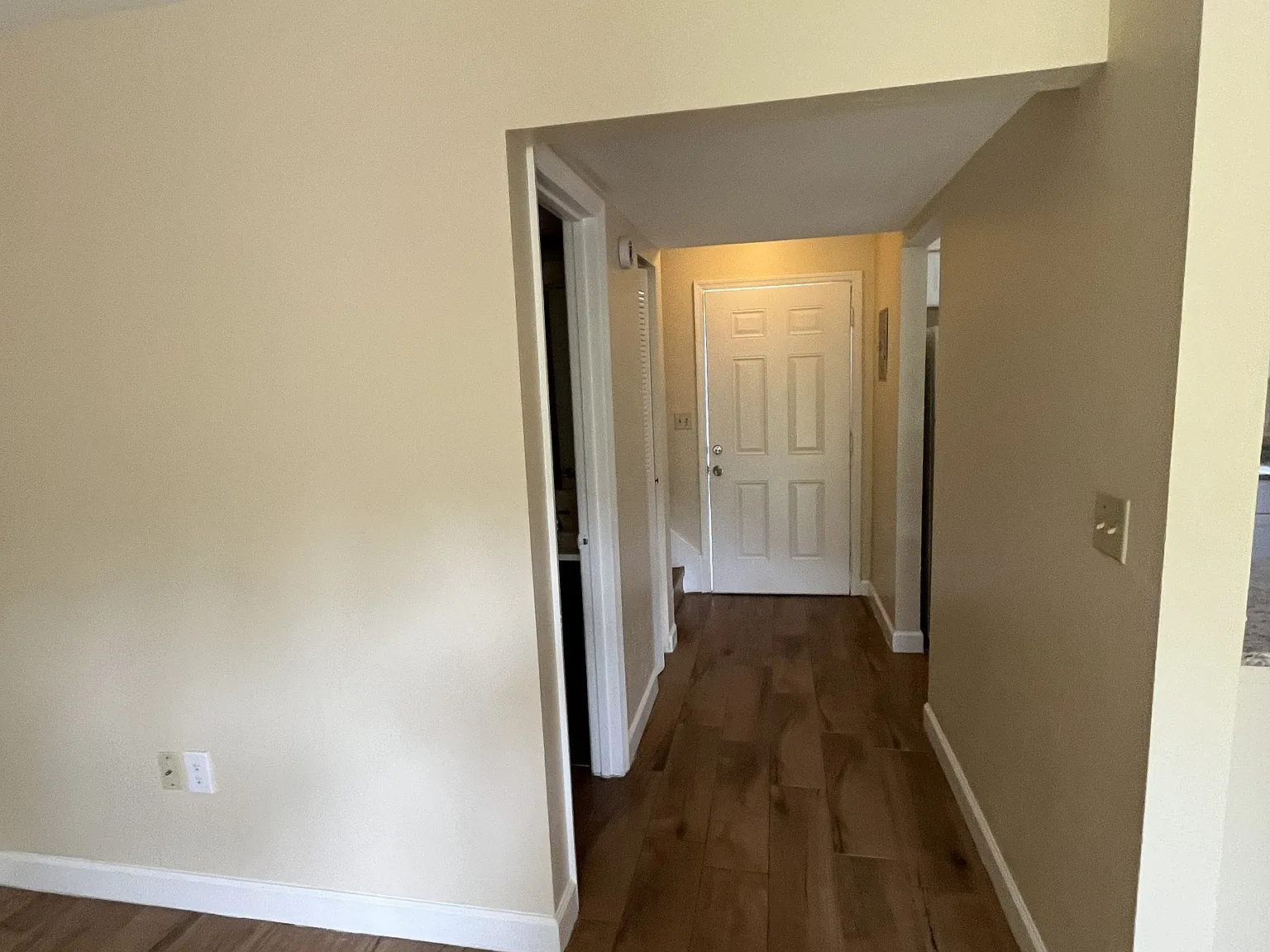 7214 SW 44th PL — Photo 3