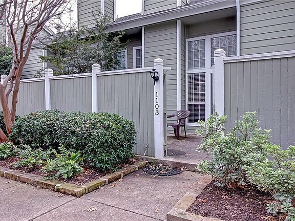 3rd image of 6220 Bentwood Trl APT 1103