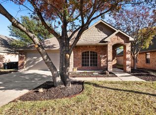 6136 Lochmoor Dr, Fort Worth, TX 76179