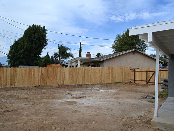 5th image of 4016 Cedar Ave