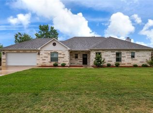 1425 White River Dr, Woodway, TX 76712