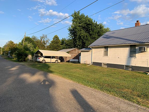 4th image of 310 N Davis Street