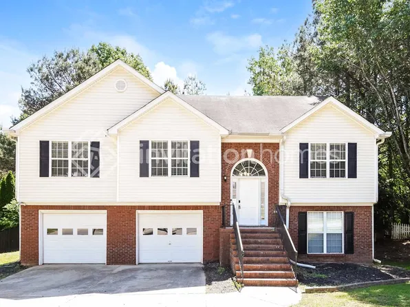 569 Keldron Dr, Lawrenceville, GA 30045