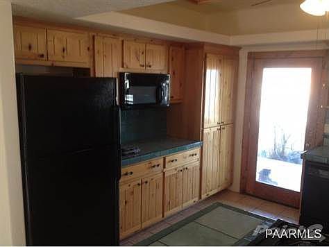 Kitchen angle 2