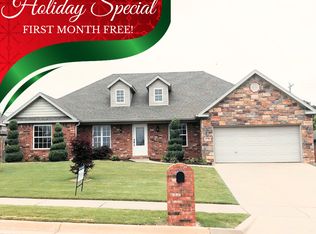 4706 Golden Eagle Ave, Bentonville, AR 72713