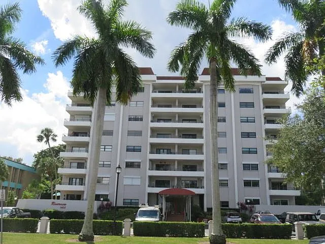 2 bed, 2.0 bath, 1280 sqft, $2,200 — Photo 1