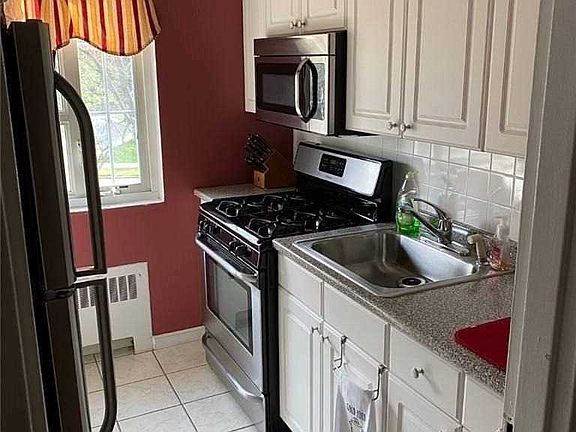 4th image of 21 Nathan Hale Dr APT 39B