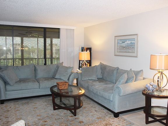 3rd image of 1821 Mooringline Dr #Penthouse