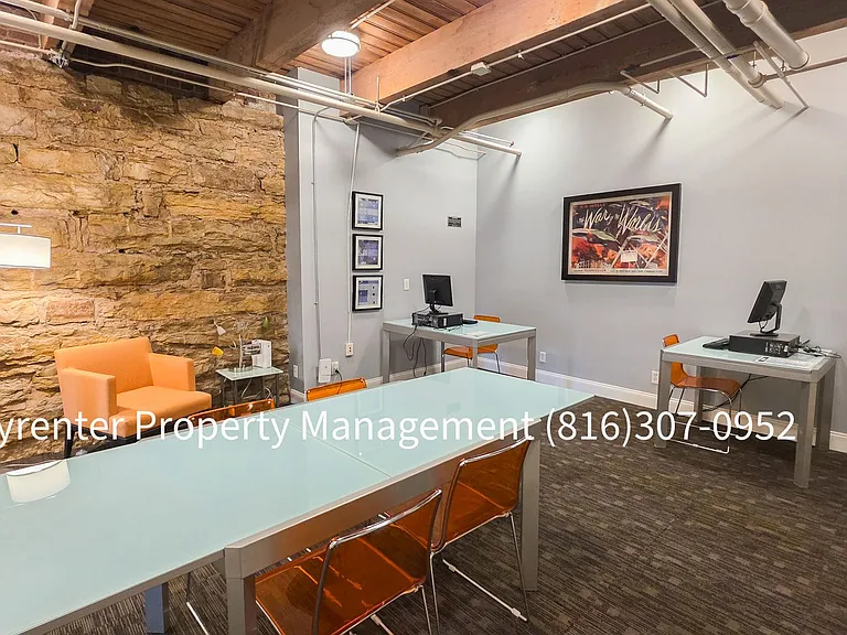 700 Broadway Blvd #308 — Photo 12