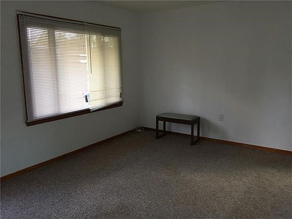 2nd image of 306 Wyoming St