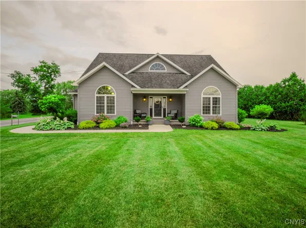 2480 Middle Rd, Oneida, NY 13421