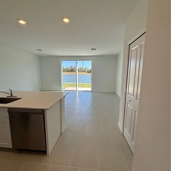 17459 Monte Isola Way — Photo 2