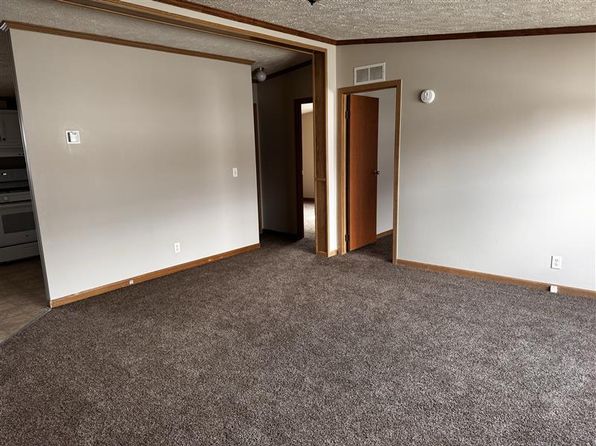 29736 Pierre, Novi, MI 48377
