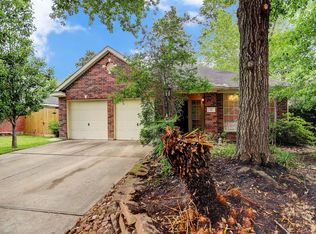 22 Bayou Springs Ct, Spring, TX 77382