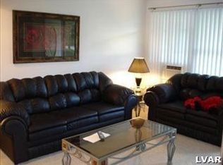 791 E Lizard Creek Rd, Lehighton, PA 18235