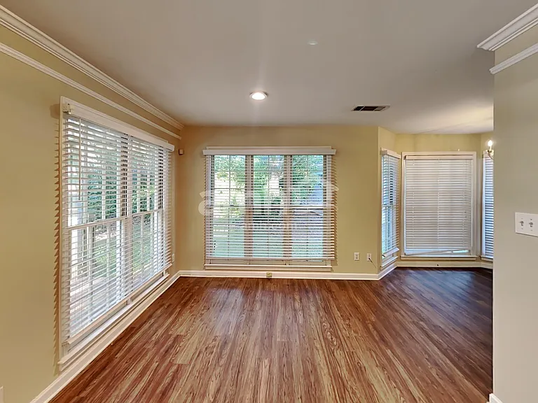 1514 Shadow Ridge Cir — Photo 5