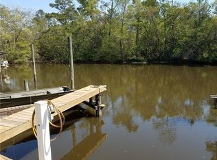 69086 Riverbend Dr, Covington, LA 70433