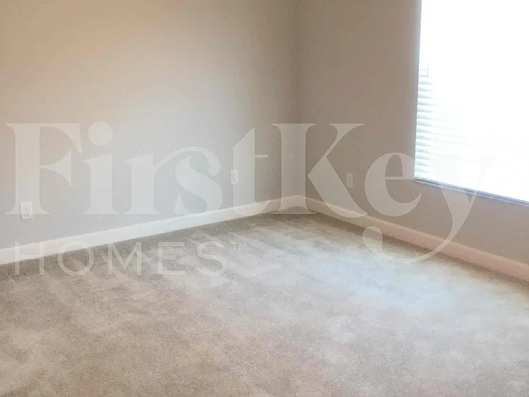 328 SW Ridgecrest Dr — Photo 12
