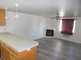 993 W Carolina St, Lebanon, OR 97355